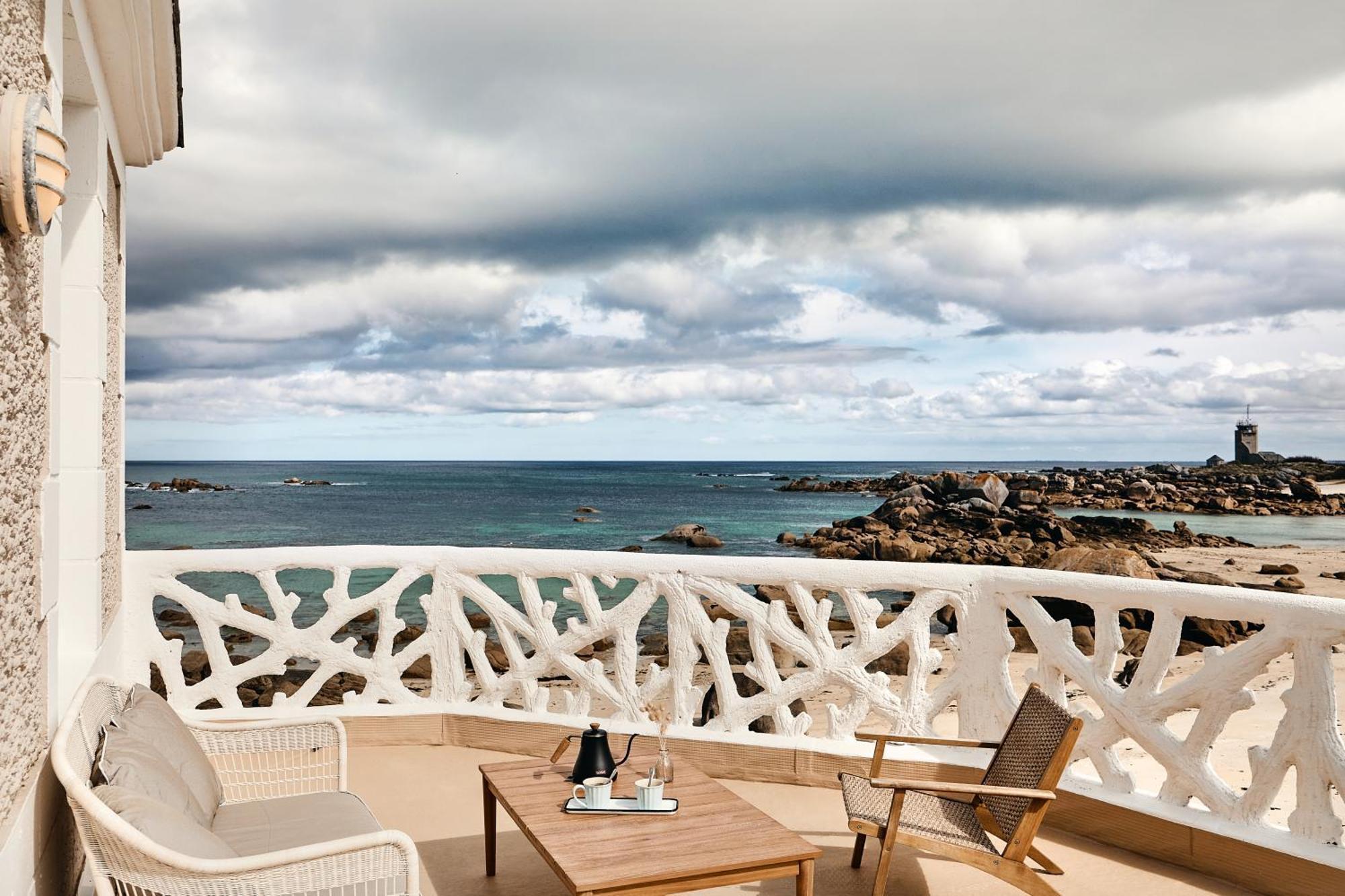 Hotel De La Mer & Spa Бриньоган-Плаж Экстерьер фото