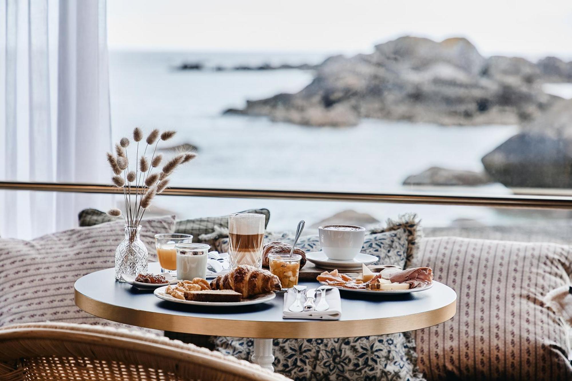 Hotel De La Mer & Spa Бриньоган-Плаж Экстерьер фото